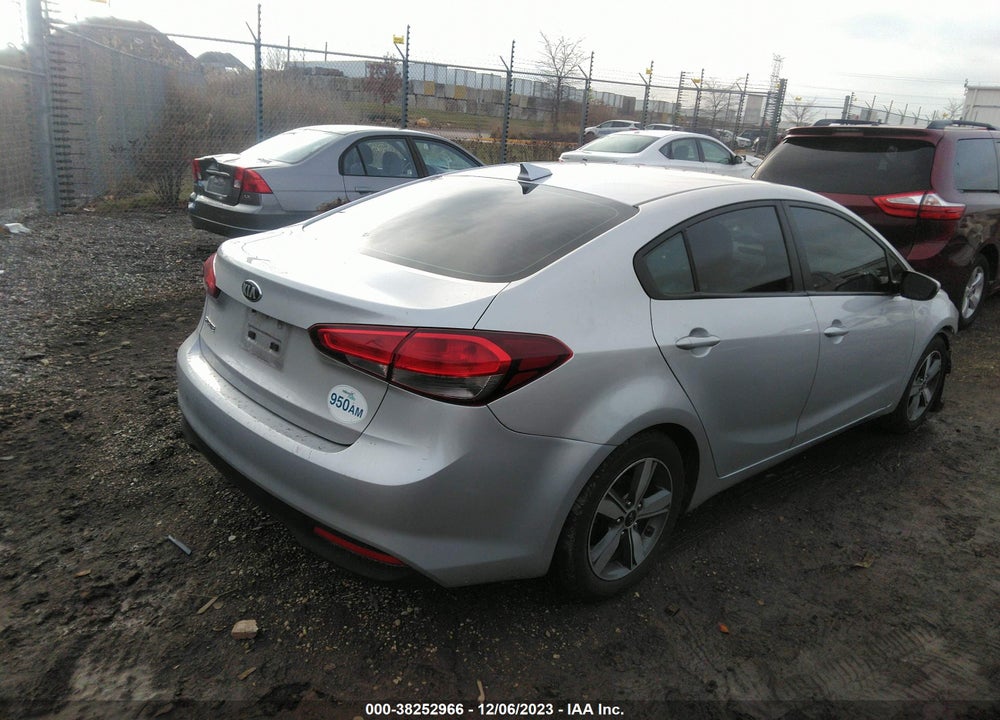 2018 KIA FORTE VIN: 3KPFL4A78JE210746
