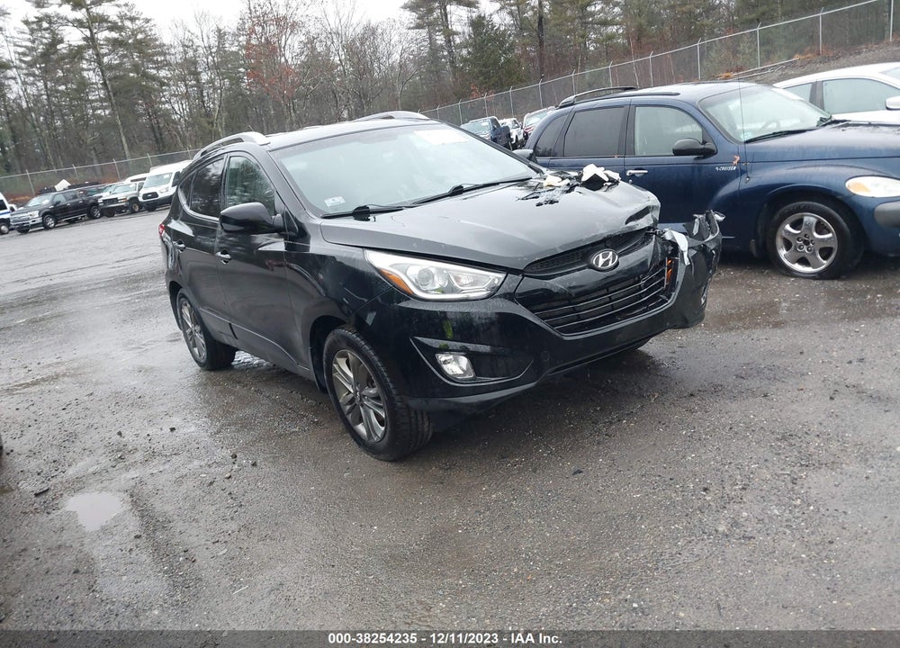 2015 HYUNDAI TUCSON SE VIN: KM8JU3AG2FU958429