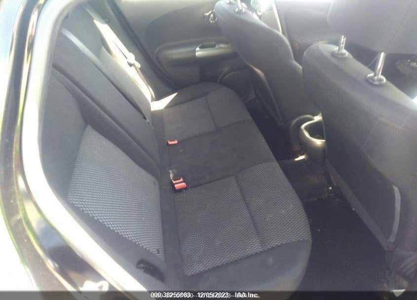 2015 NISSAN JUKE S VIN: JN8AF5MV8FT561984