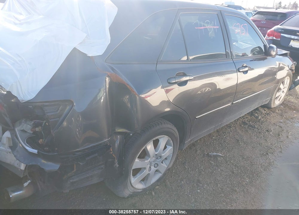 2002 LEXUS IS 300 SPORT CROSS VIN: JTHED192220045107