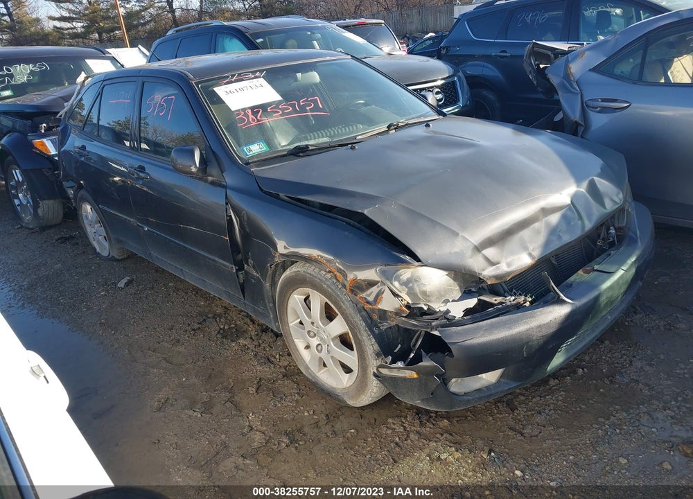 2002 LEXUS IS 300 SPORT CROSS VIN: JTHED192220045107