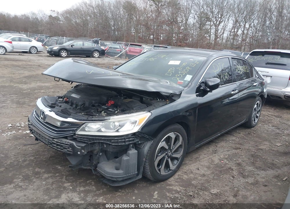 2016 HONDA ACCORD EX-L V-6 VIN: 1HGCR3F82GA010875