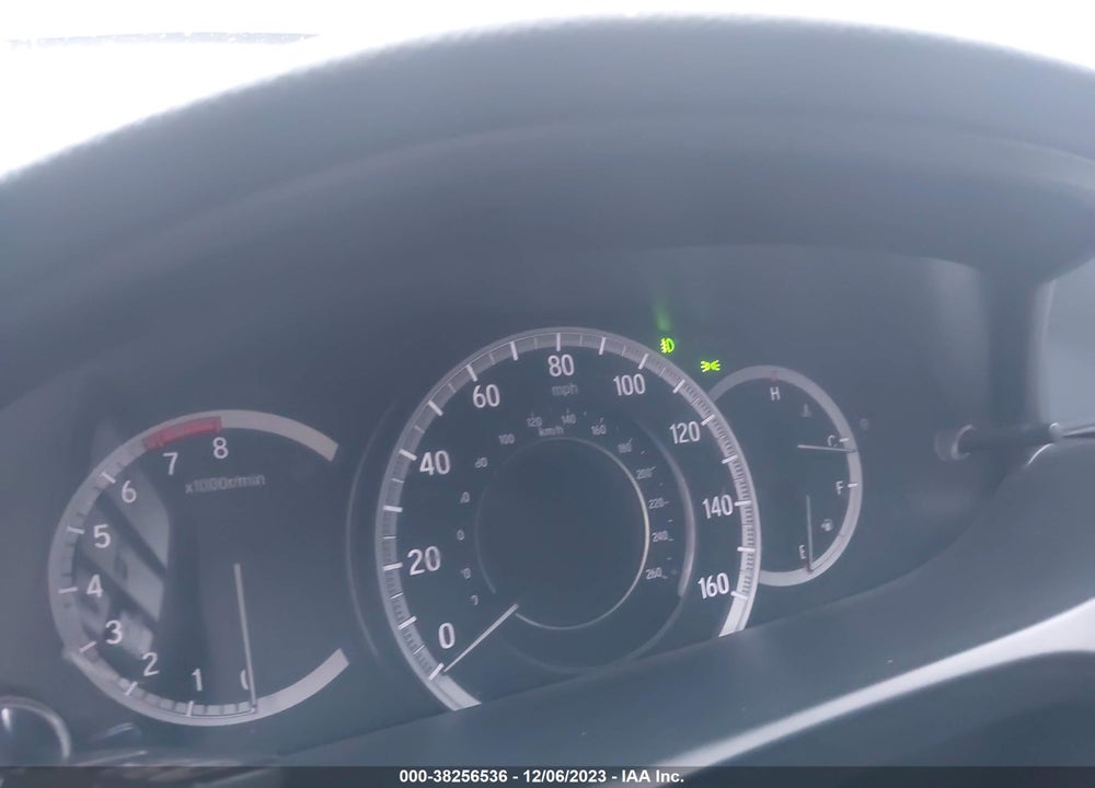2016 HONDA ACCORD EX-L V-6 VIN: 1HGCR3F82GA010875