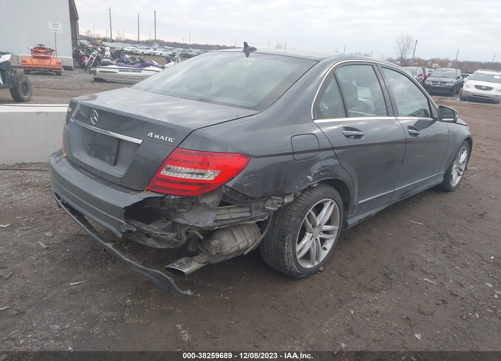 2014 MERCEDES-BENZ C 300 VIN: WDDGF8AB9EG174620