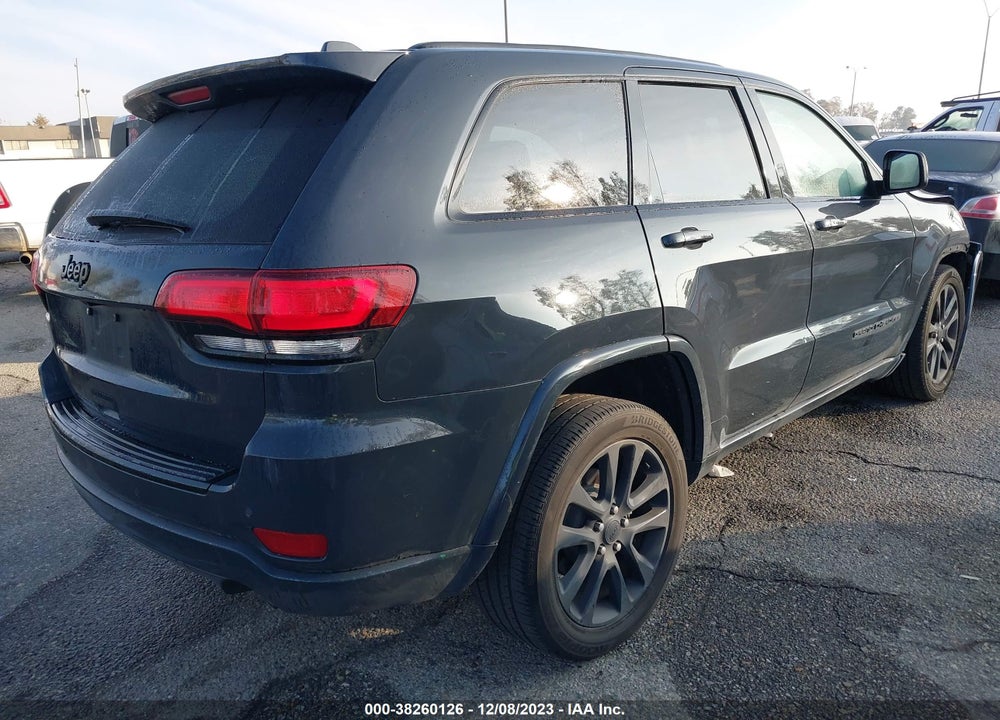 2018 JEEP GRAND CHEROKEE ALTITUDE 4X2 VIN: 1C4RJEAG6JC304575
