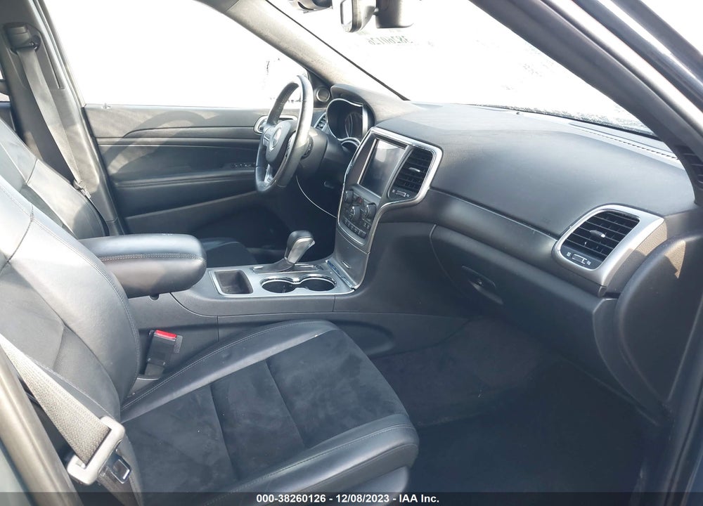 2018 JEEP GRAND CHEROKEE ALTITUDE 4X2 VIN: 1C4RJEAG6JC304575