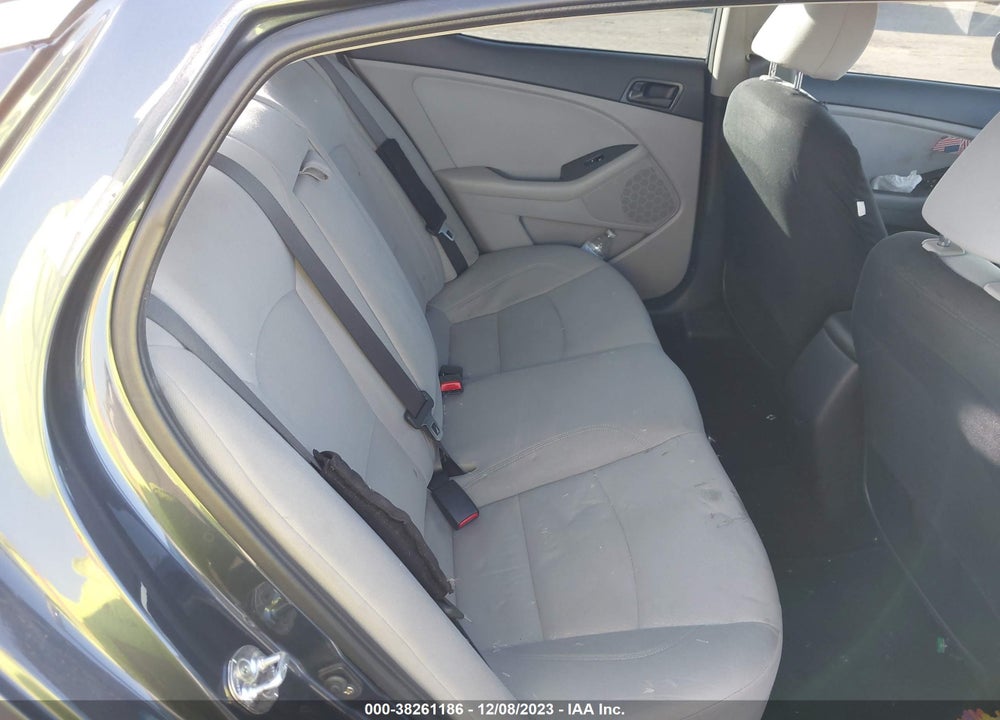 2015 KIA OPTIMA LX VIN: KNAGM4A70F5584785