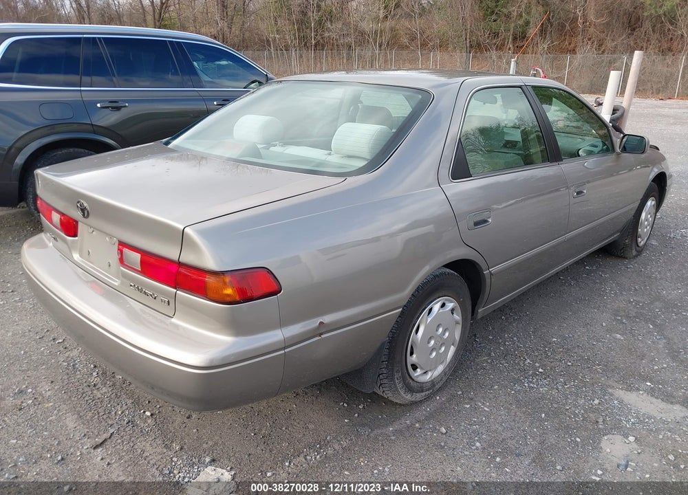 1999 TOYOTA CAMRY LE VIN: 4T1BG22K3XU435673