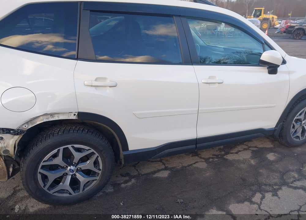 2019 SUBARU FORESTER PREMIUM VIN: JF2SKAGC3KH509420