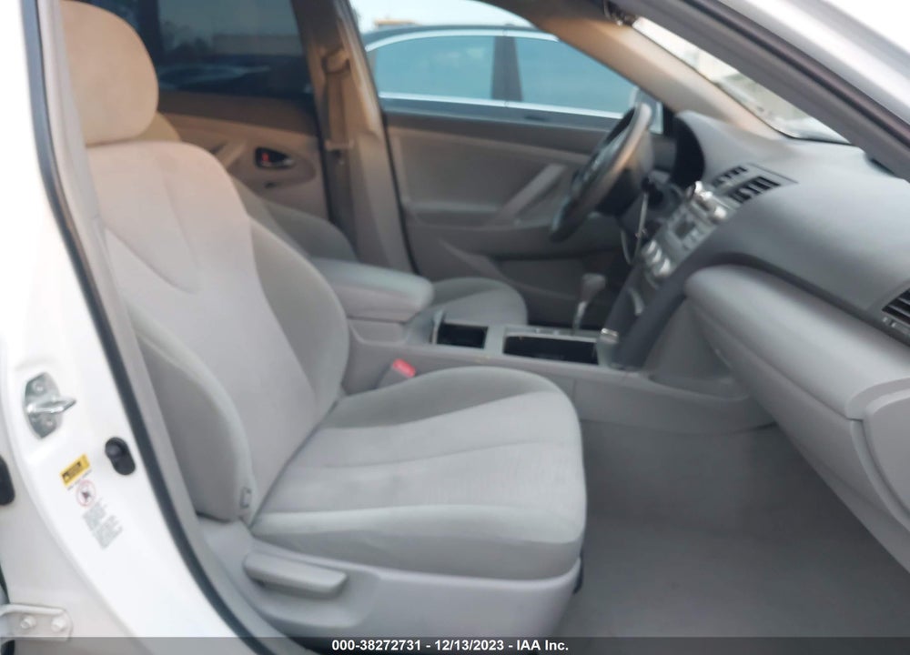 2011 TOYOTA CAMRY LE VIN: 4T1BF3EKXBU637892