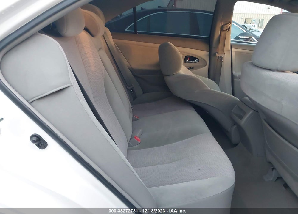 2011 TOYOTA CAMRY LE VIN: 4T1BF3EKXBU637892