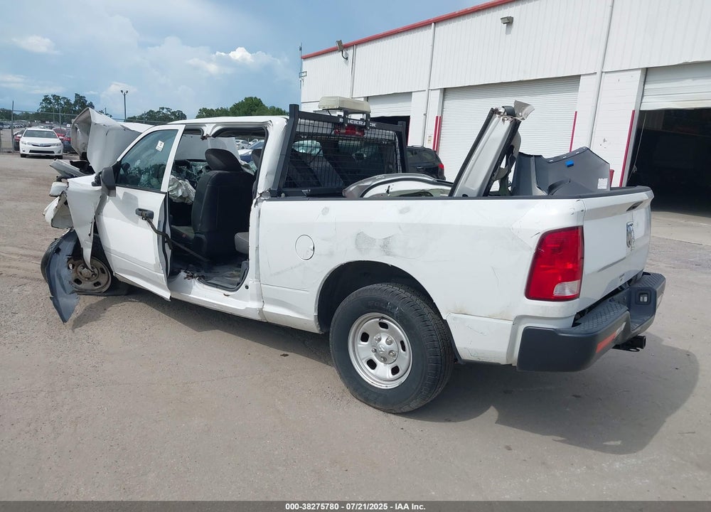 2022 RAM 1500 CLASSIC VIN: 1C6RR6FG7NS152364