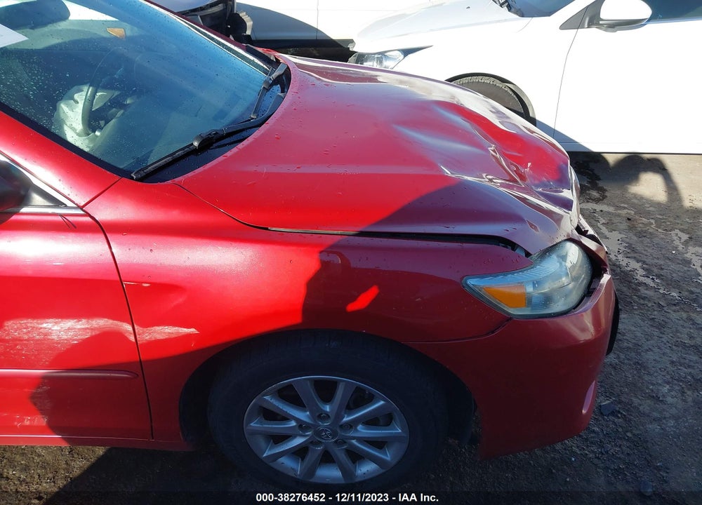 2011 TOYOTA CAMRY XLE V6 VIN: 4T1BK3EK7BU121498