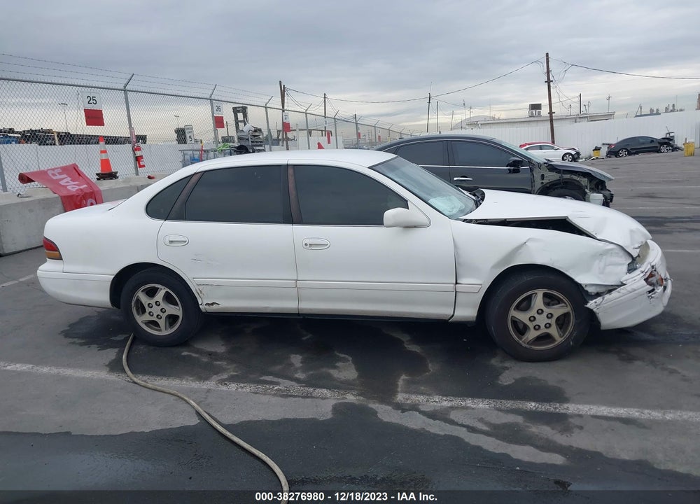 1997 TOYOTA AVALON XLS VIN: 4T1BF12B0VU147765
