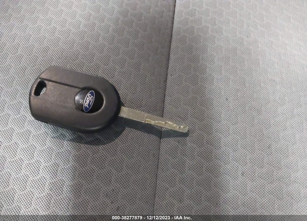2018 FORD ESCAPE SE VIN: 1FMCU9GD2JUD51741