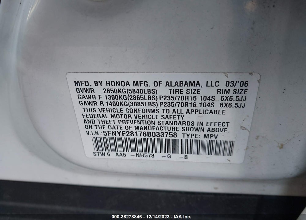 2006 HONDA PILOT LX VIN: 5FNYF28176B033758