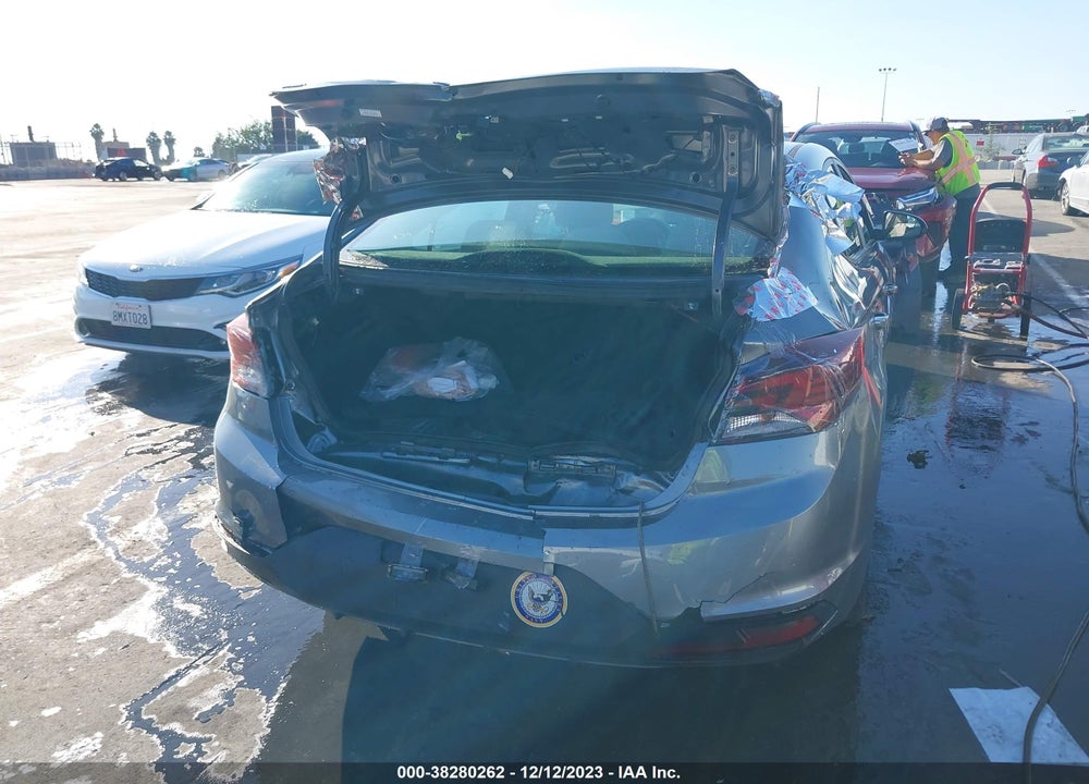 2019 HYUNDAI ELANTRA SE VIN: KMHD74LF3KU812551