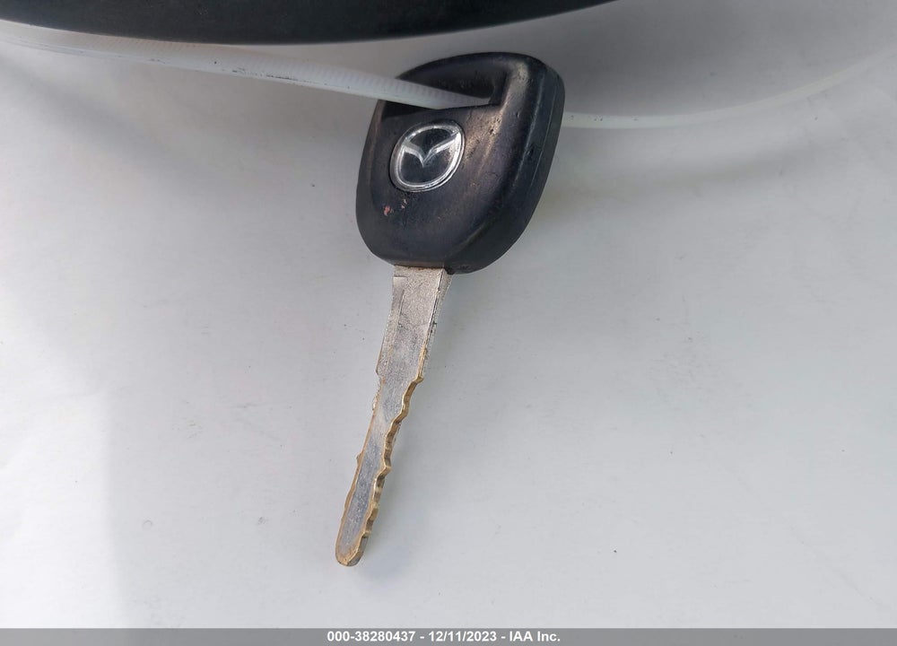 2007 MAZDA 3 S SPORT VIN: JM1BK323071662158