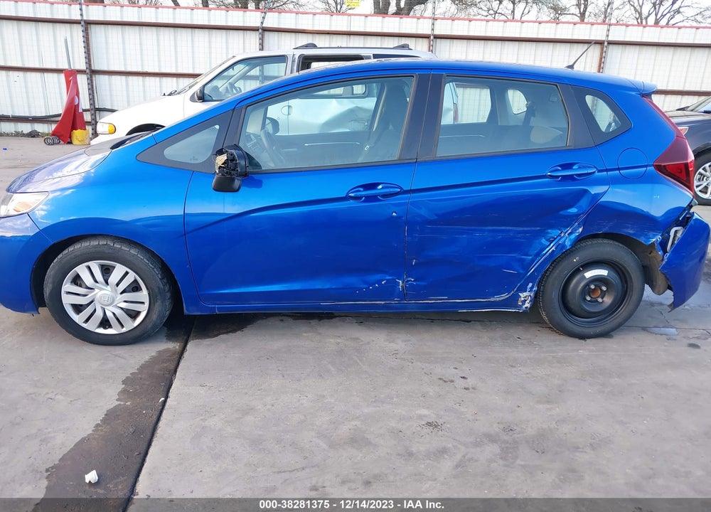 2015 HONDA FIT LX VIN: 3HGGK5H53FM764387