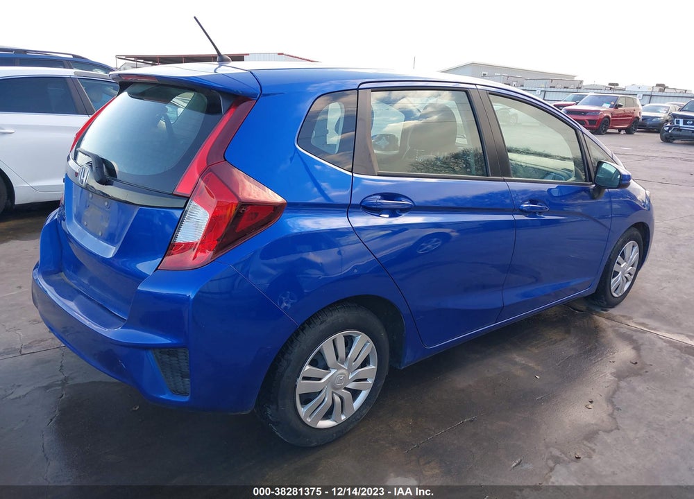 2015 HONDA FIT LX VIN: 3HGGK5H53FM764387