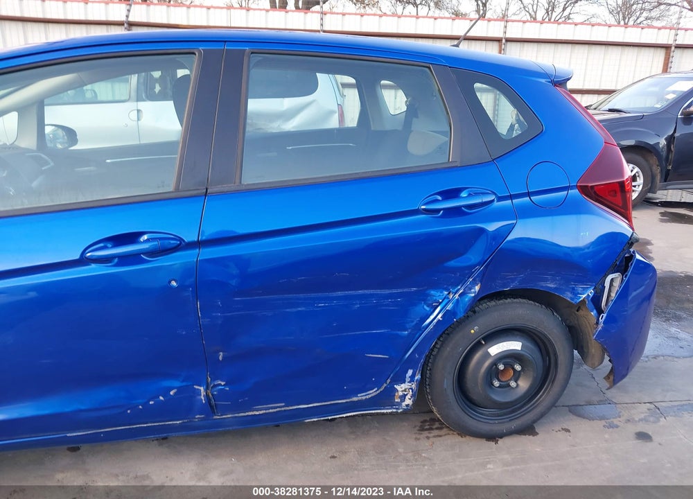 2015 HONDA FIT LX VIN: 3HGGK5H53FM764387