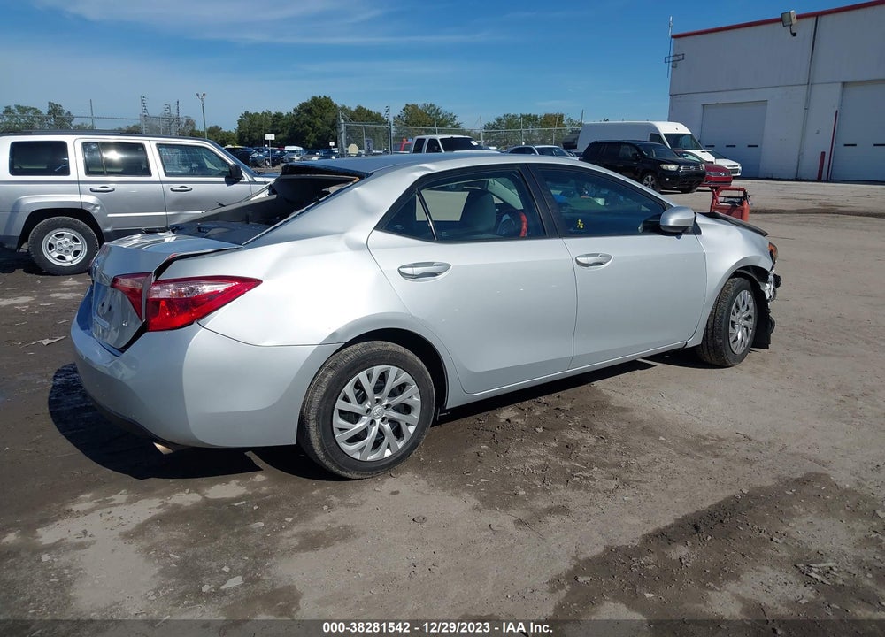 2019 TOYOTA COROLLA LE VIN: 2T1BURHE0KC241700