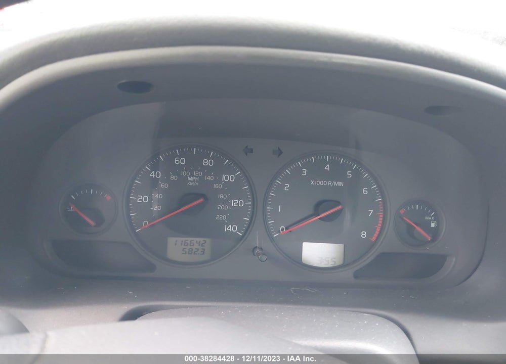 2004 VOLVO S40 1.9T VIN: YV1VS27524F037190
