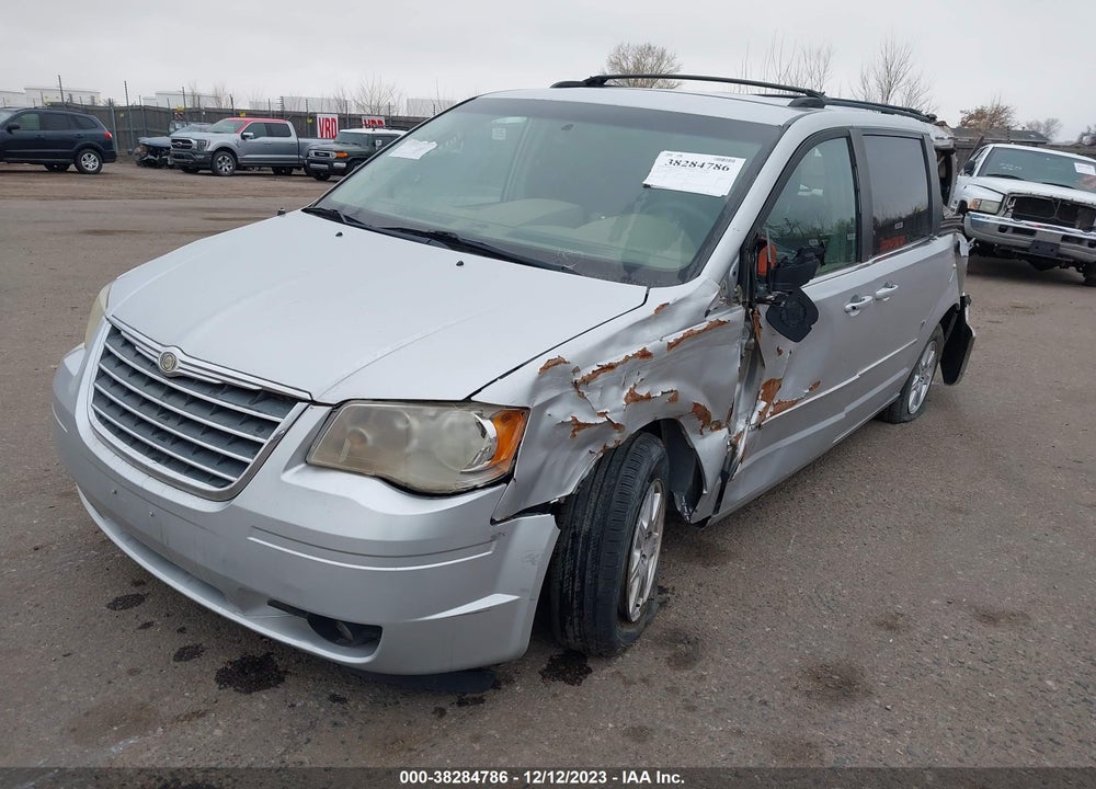 2010 CHRYSLER TOWN & COUNTRY TOURING VIN: 2A4RR5D18AR198714