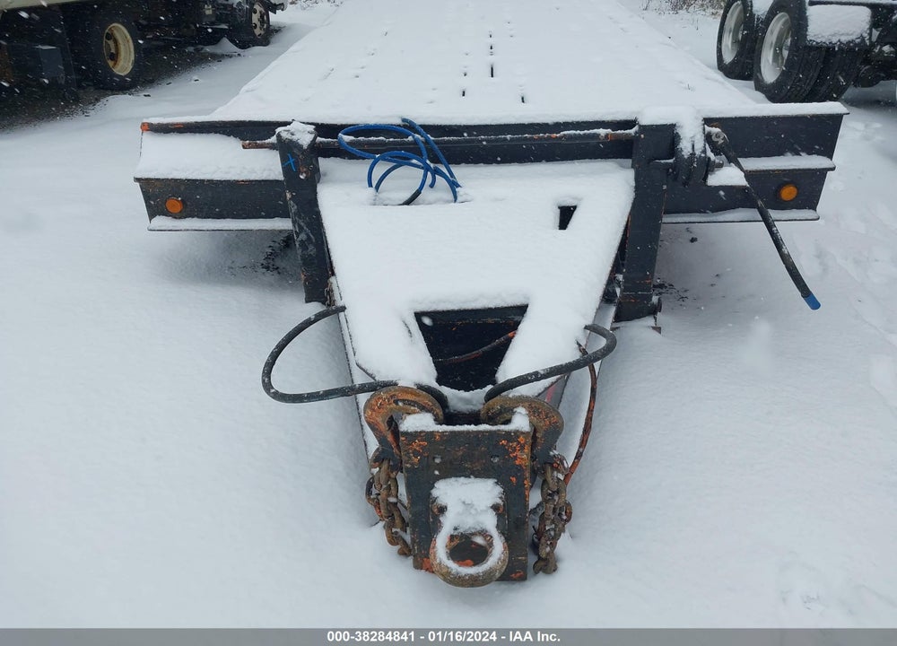 2007 TRAILER --- VIN: 4S0DP302771002443