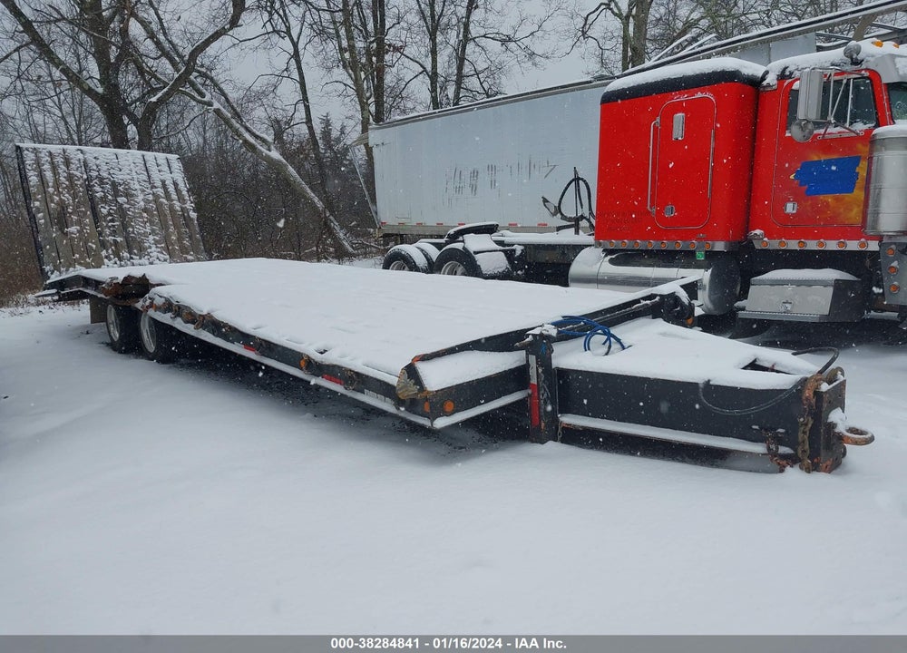 2007 TRAILER --- VIN: 4S0DP302771002443