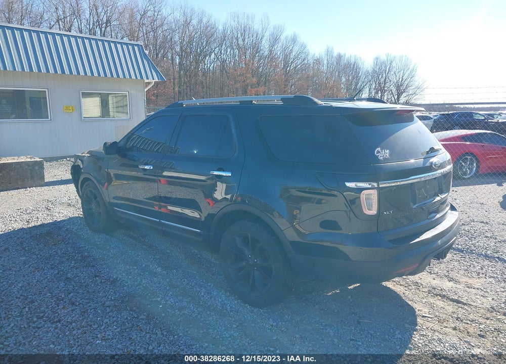 2011 FORD EXPLORER XLT VIN: 1FMHK7D86BGA17963