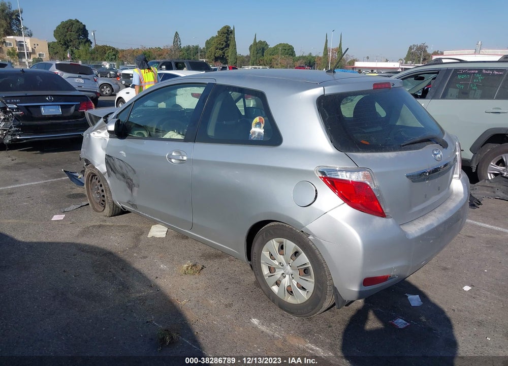 2013 TOYOTA YARIS L VIN: JTDJTUD30DD559831