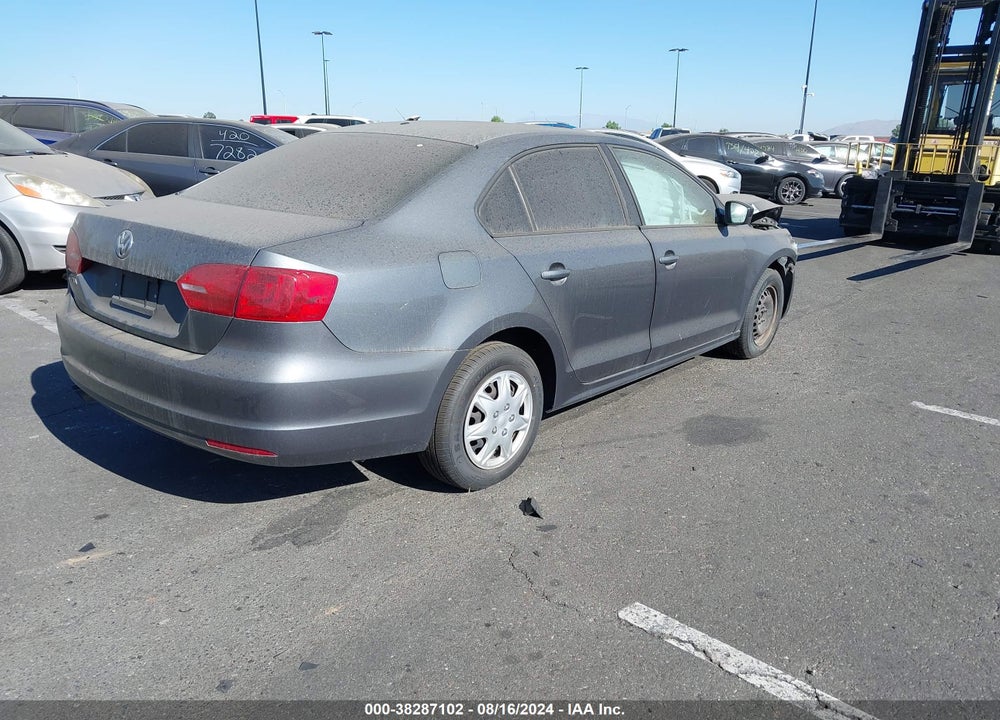 2013 VOLKSWAGEN JETTA 2.0L S VIN: 3VW2K7AJ7DM318510