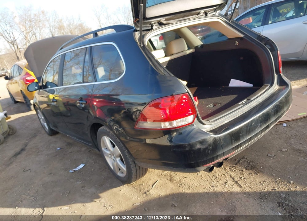 2013 VOLKSWAGEN JETTA SPORTWAGEN 2.0L TDI VIN: 3VWPL7AJ3DM692809