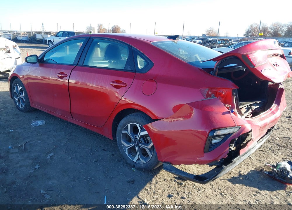 2021 KIA FORTE LXS VIN: 3KPF24AD3ME335084
