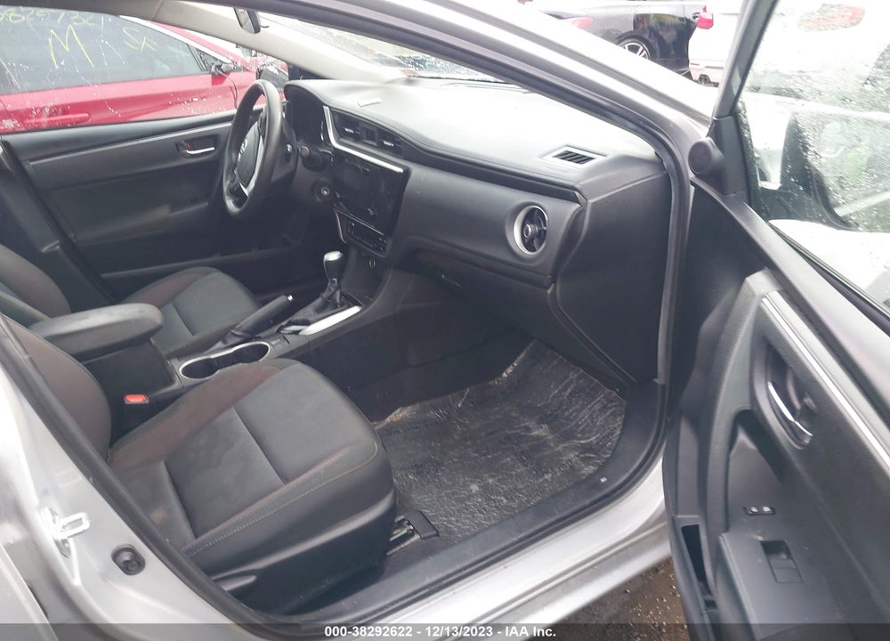 2019 TOYOTA COROLLA LE VIN: 5YFBURHE8KP937754