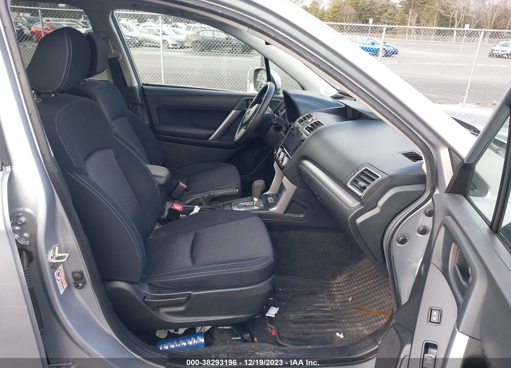 2017 SUBARU FORESTER 2.5I PREMIUM VIN: JF2SJAEC8HH485128