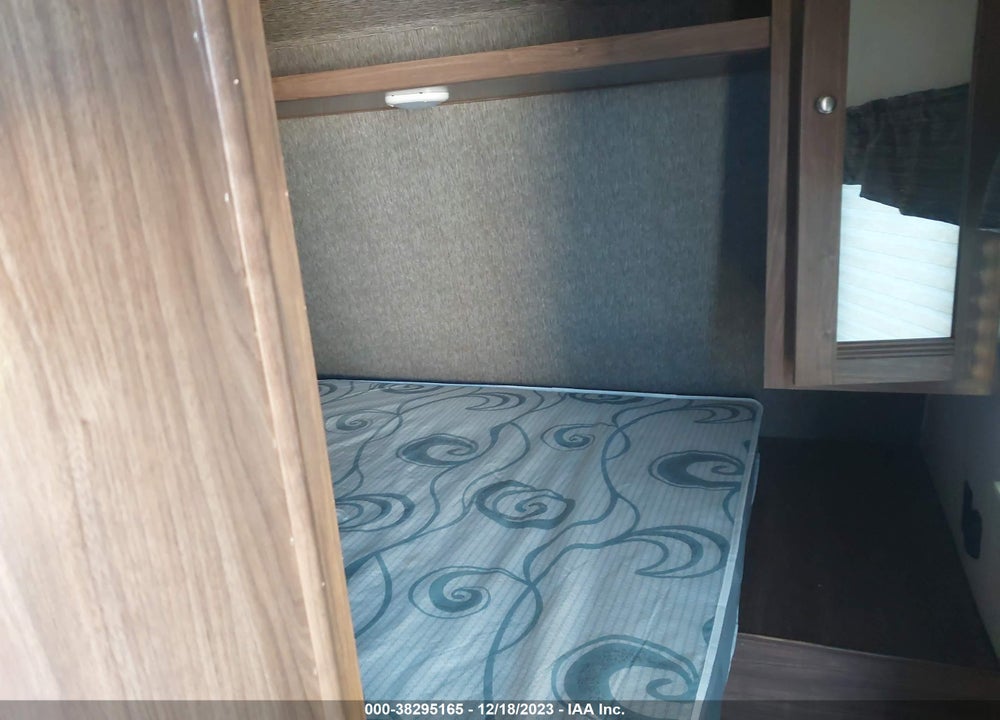 2019 PIONEER QB300 TRAVEL TRAILER VIN: 5SFPB3325KE400291