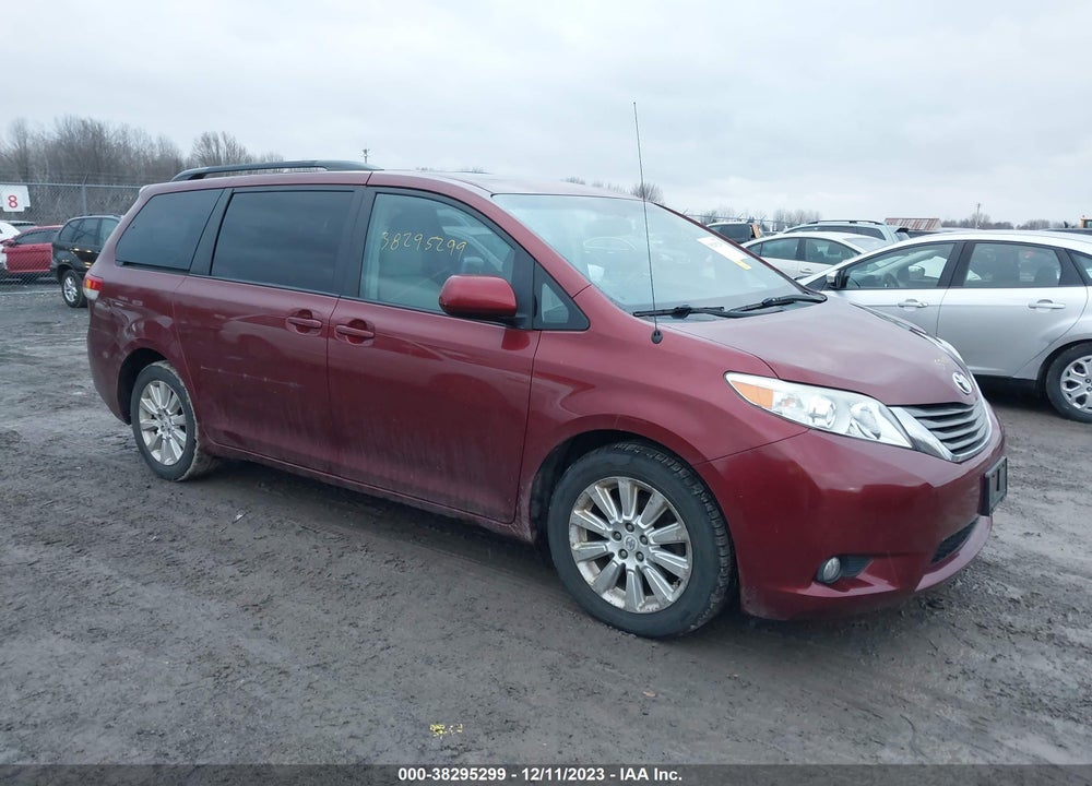 2011 TOYOTA SIENNA XLE VIN: 5TDDK3DC4BS020124