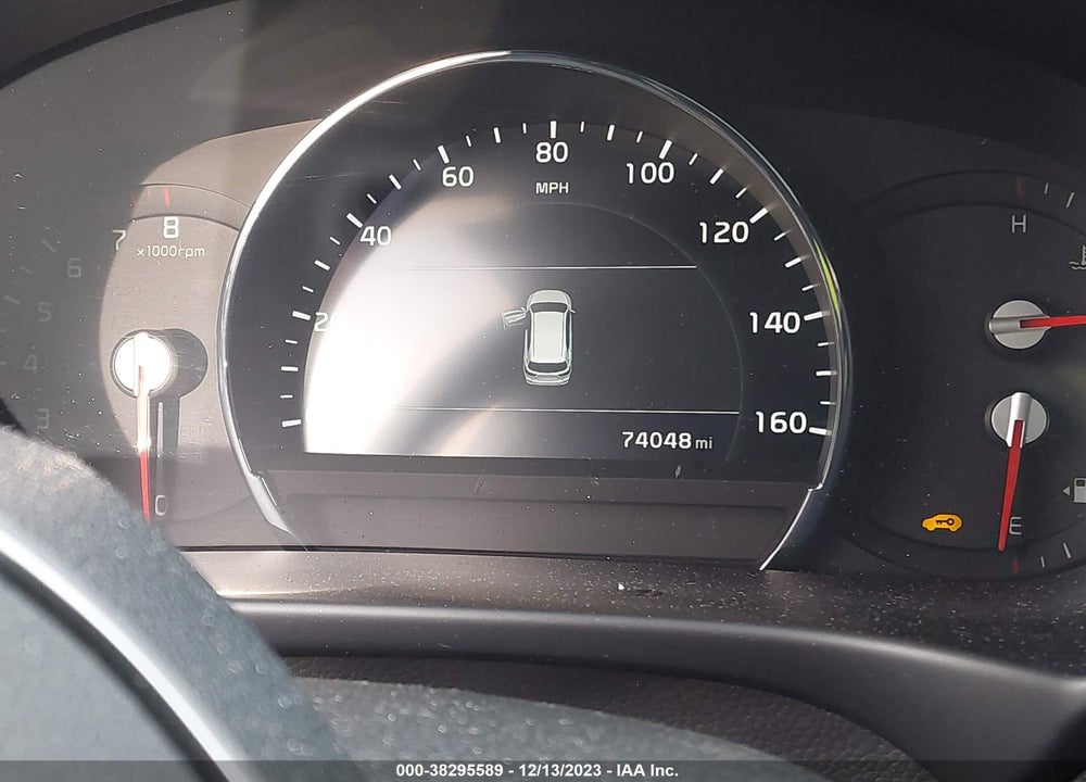 2019 KIA SORENTO 3.3L EX VIN: 5XYPHDA5XKG515657