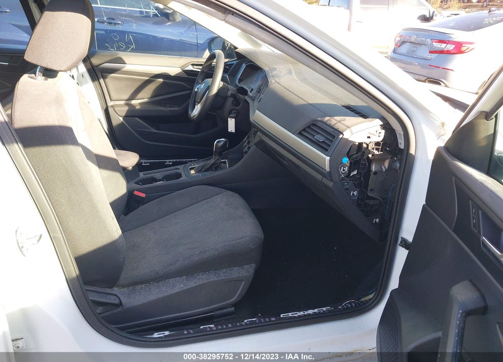 2019 VOLKSWAGEN JETTA VIN: 3VWCB7BU6KM248380