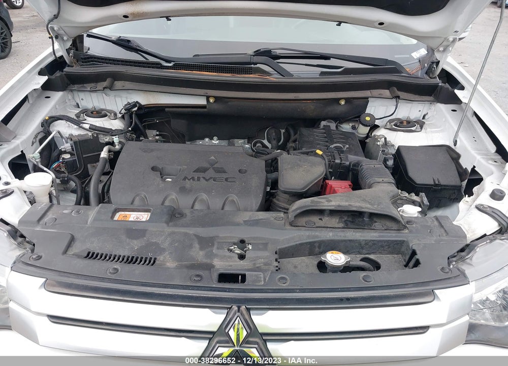 2015 MITSUBISHI OUTLANDER SE VIN: JA4AD3A31FZ010196