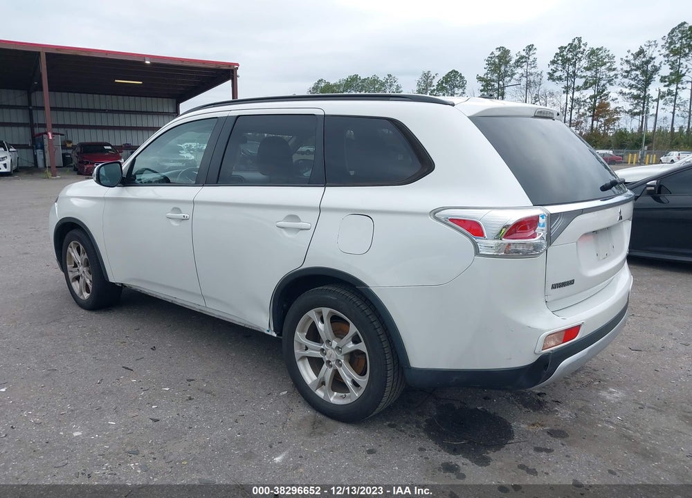 2015 MITSUBISHI OUTLANDER SE VIN: JA4AD3A31FZ010196