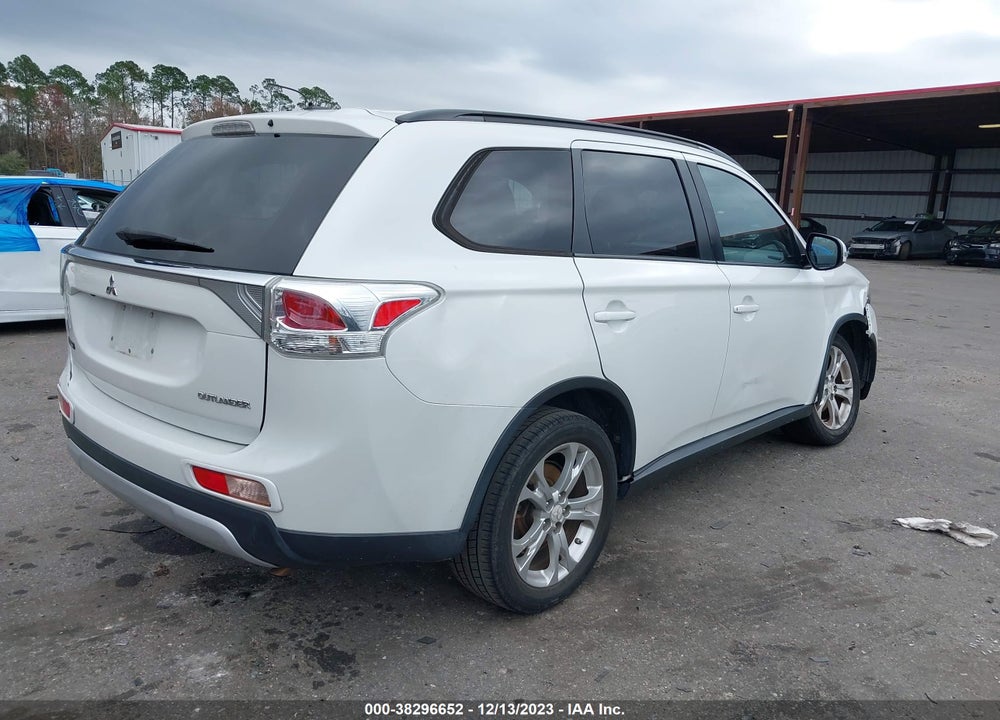 2015 MITSUBISHI OUTLANDER SE VIN: JA4AD3A31FZ010196