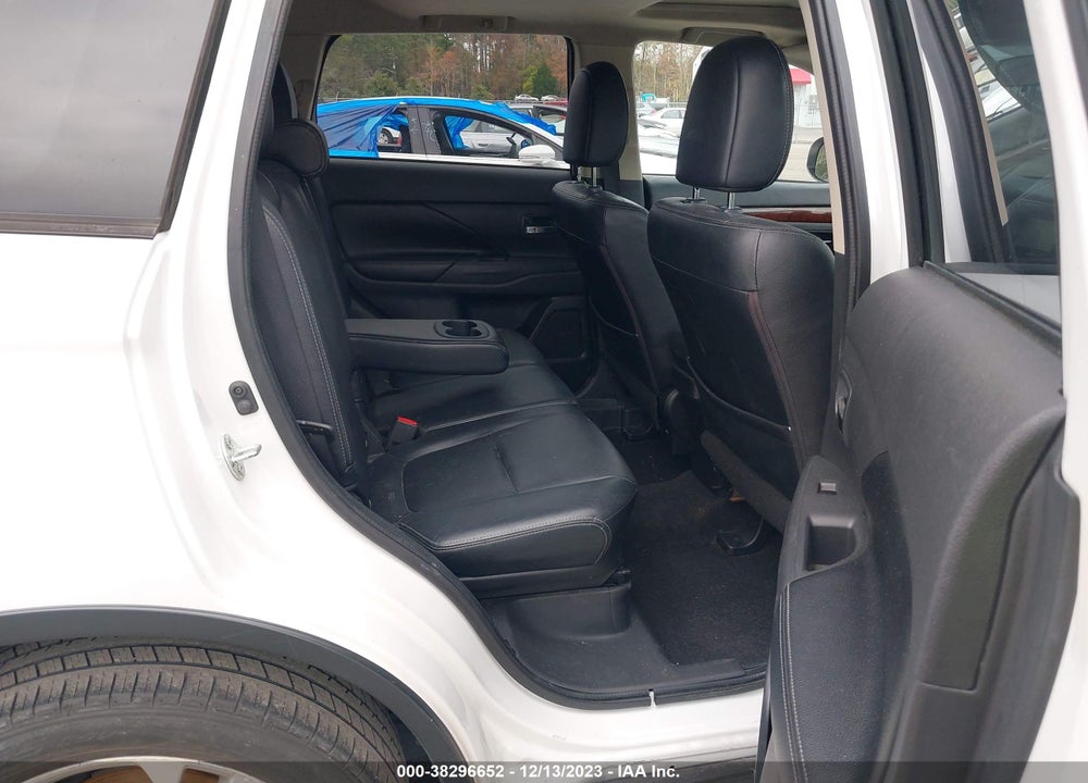 2015 MITSUBISHI OUTLANDER SE VIN: JA4AD3A31FZ010196