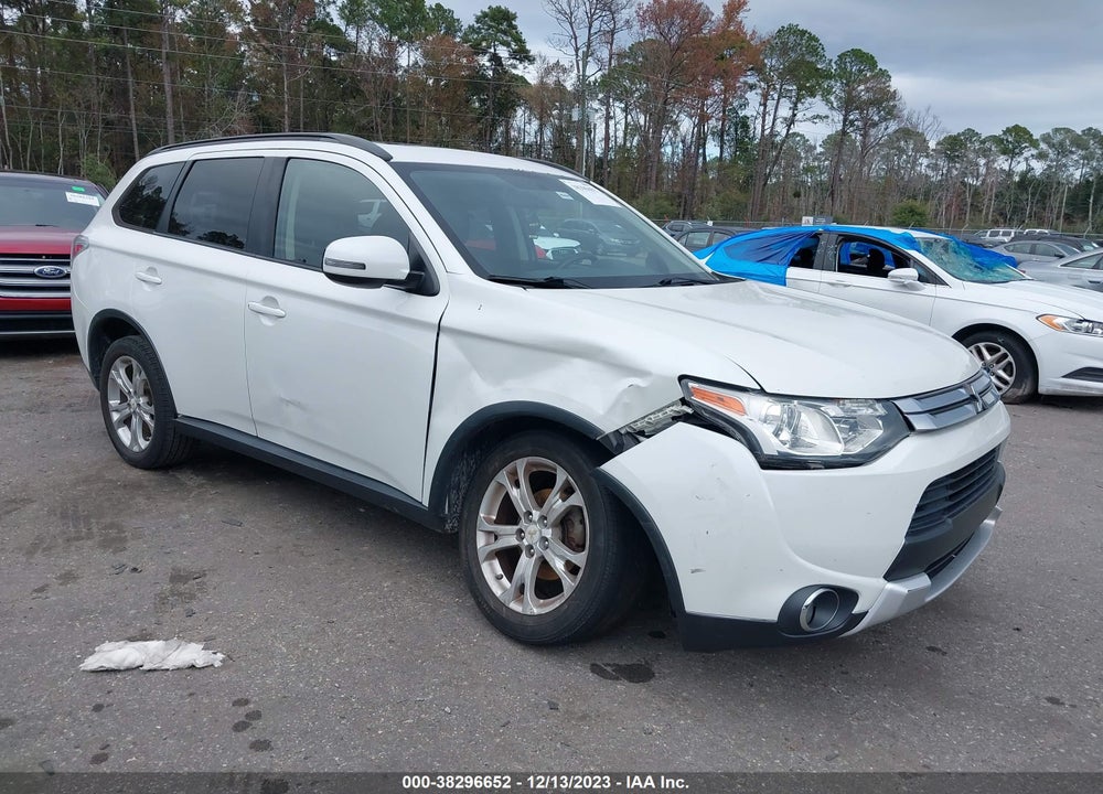2015 MITSUBISHI OUTLANDER SE VIN: JA4AD3A31FZ010196