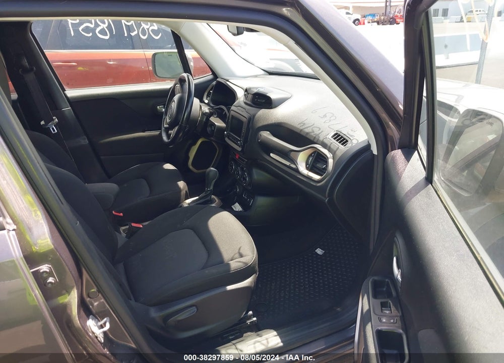 2017 JEEP RENEGADE LATITUDE 4X4 VIN: ZACCJBBB8HPF36172