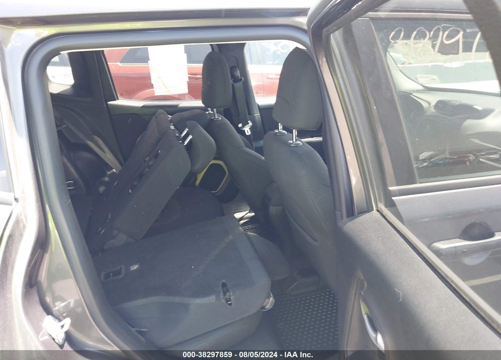 2017 JEEP RENEGADE LATITUDE 4X4 VIN: ZACCJBBB8HPF36172