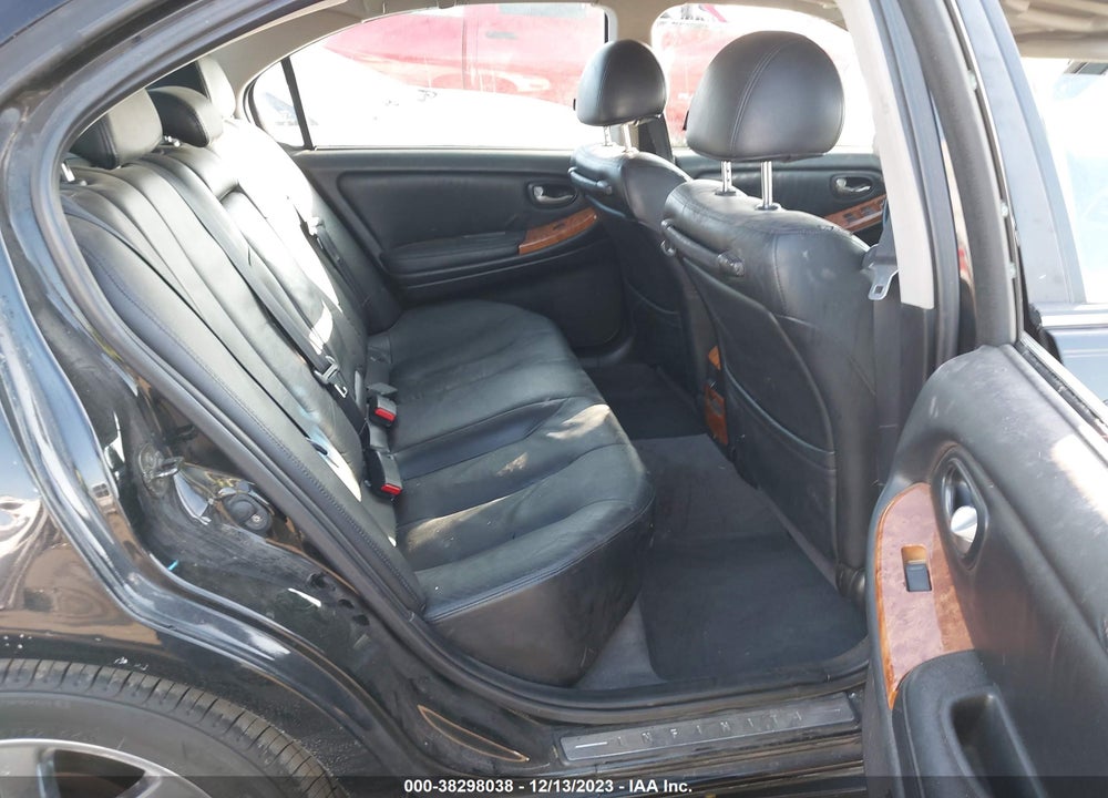 2002 INFINITI I35 LUXURY VIN: JNKDA31A12T013024
