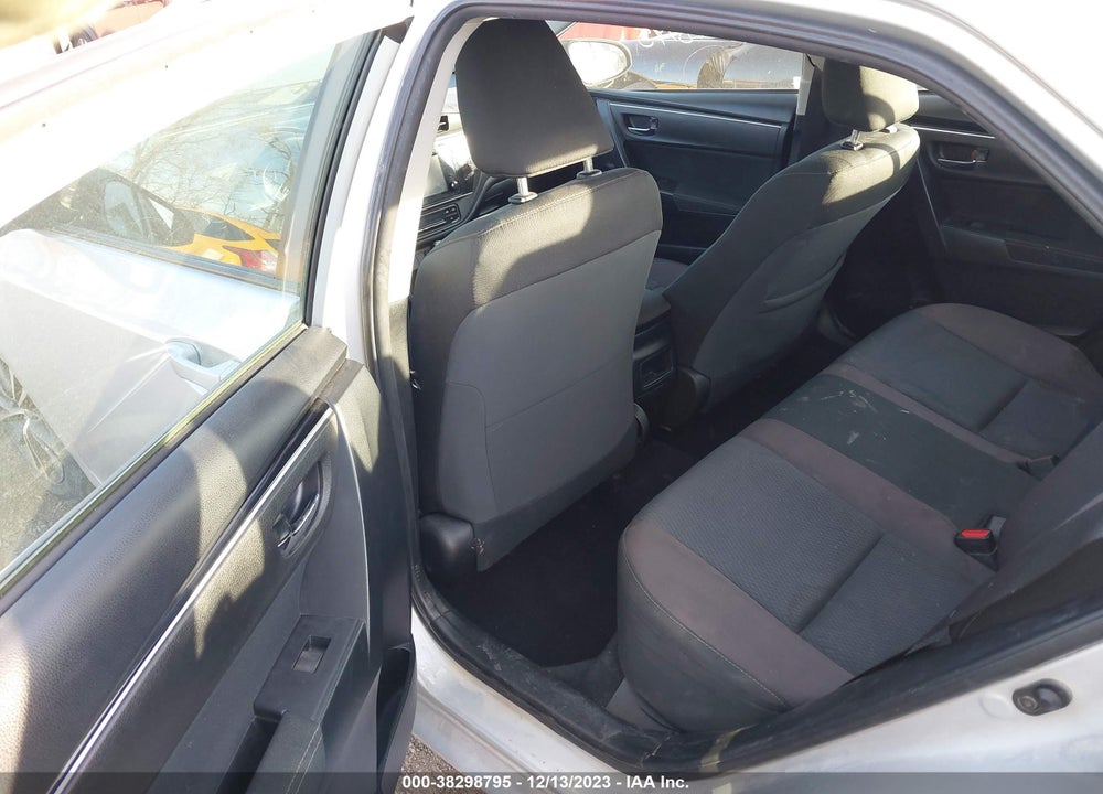 2018 TOYOTA COROLLA LE VIN: 2T1BURHE6JC060504
